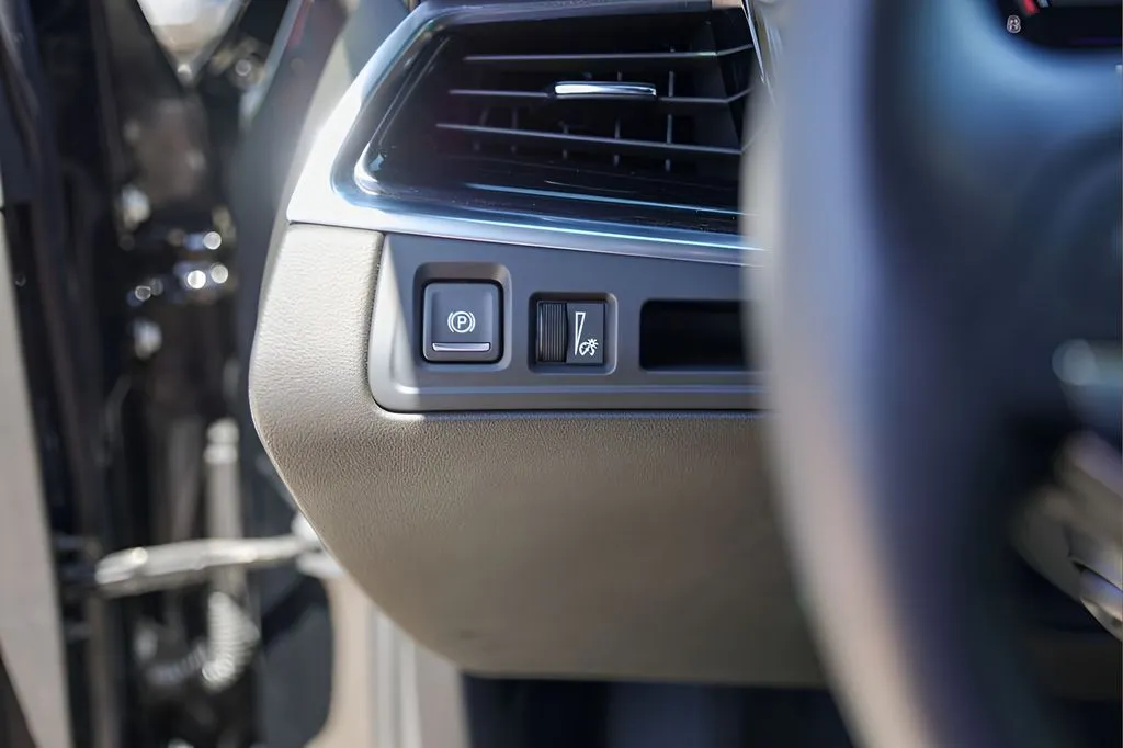 Cadillac XT6 photo 14