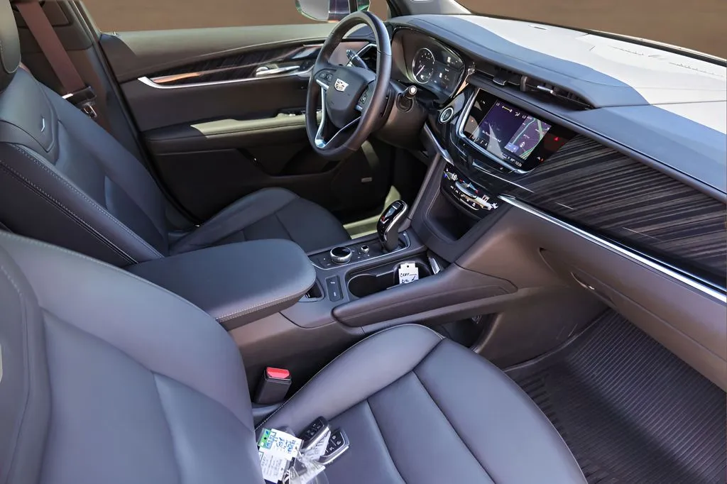 Cadillac XT6 photo 31