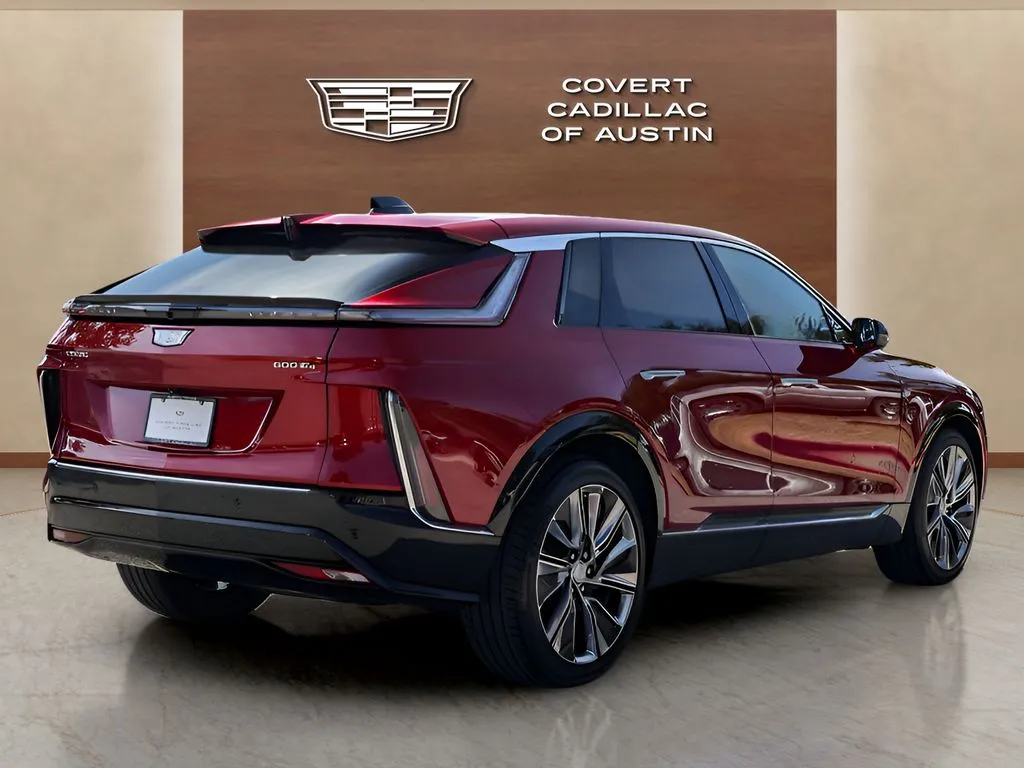 Cadillac Lyriq photo 4