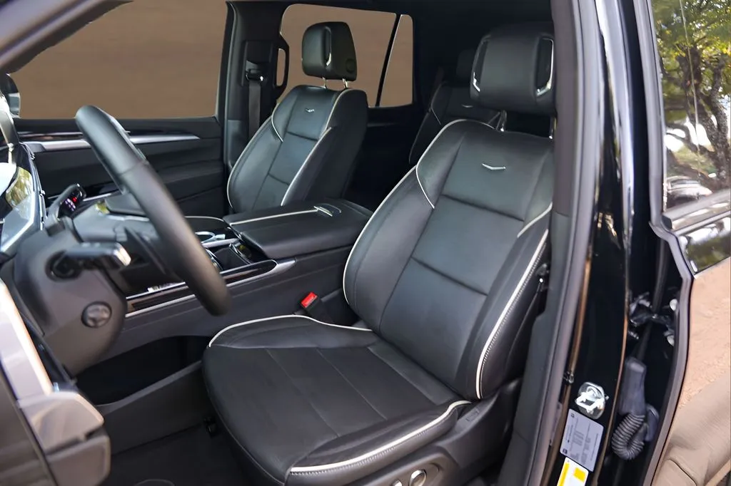 Cadillac Escalade photo 7