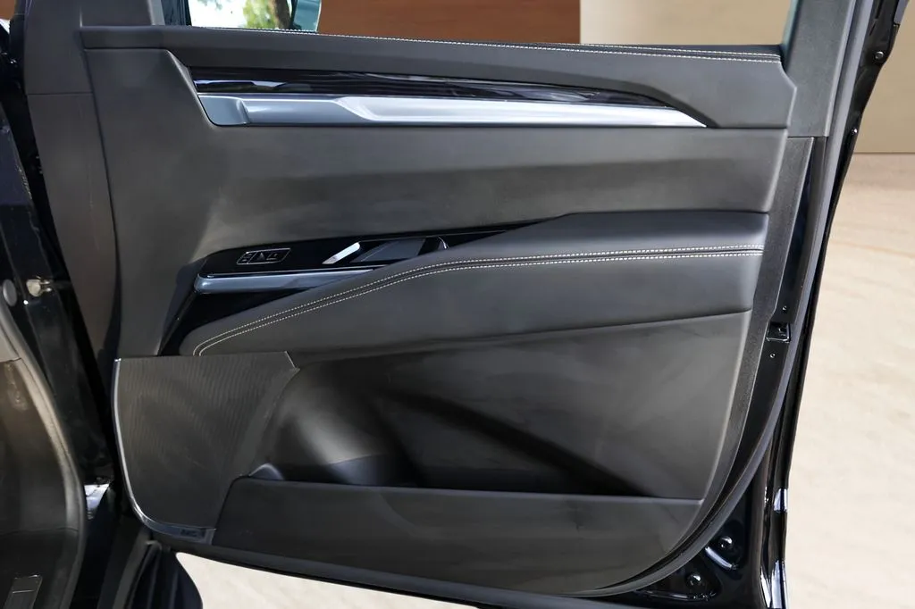 Cadillac Escalade photo 27