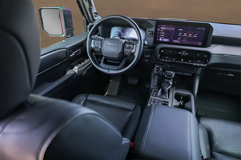 Toyota Land Cruiser photo 25