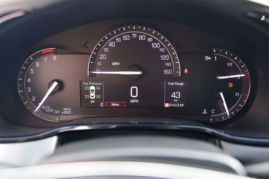 Cadillac CTS photo 10