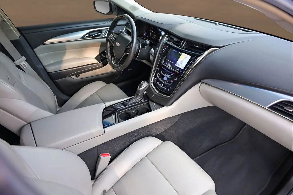 Cadillac CTS photo 29