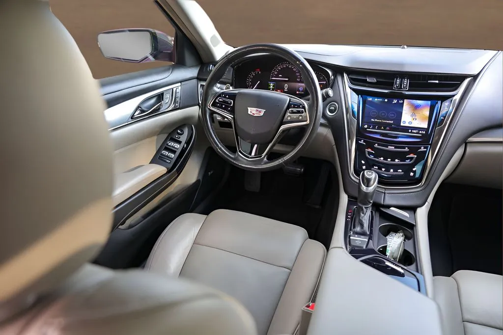Cadillac CTS photo 26