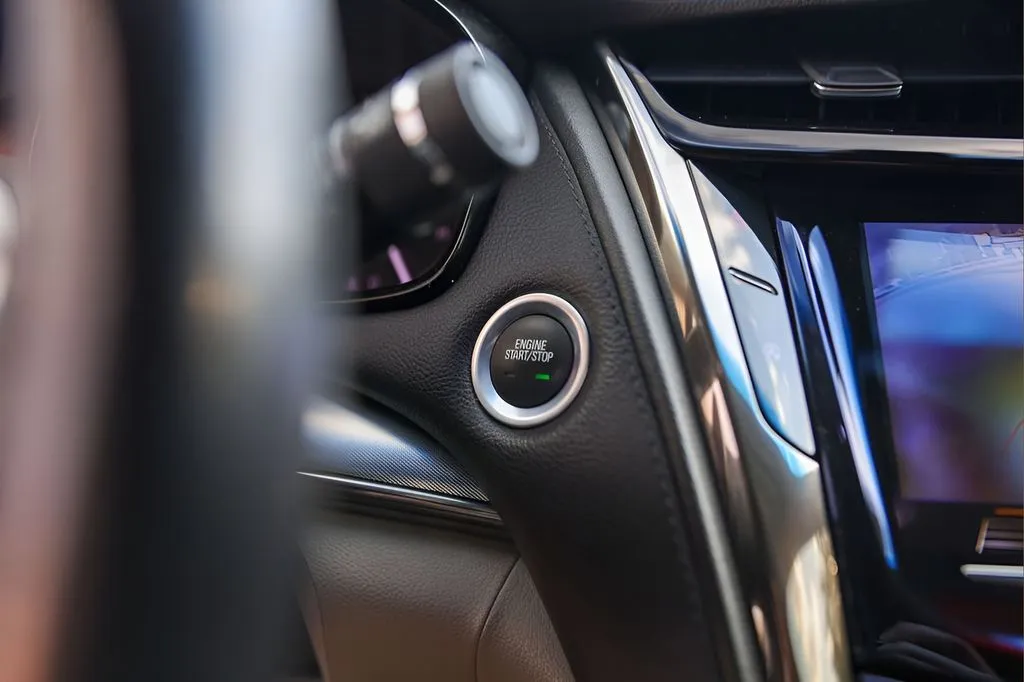 Cadillac CTS photo 18