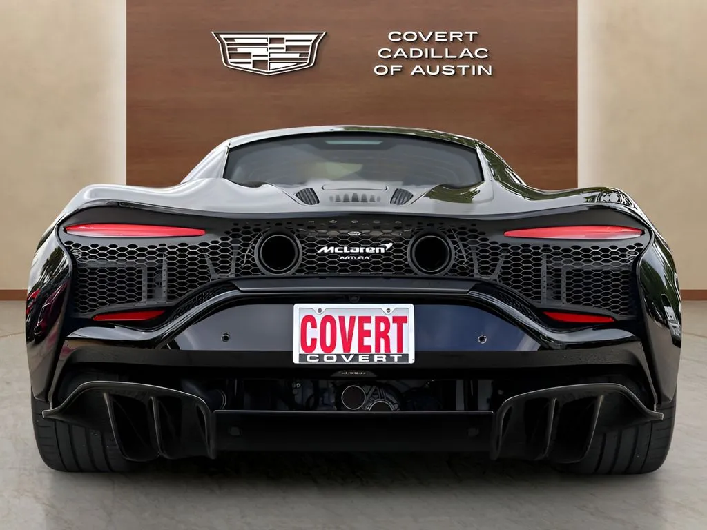 McLaren Artura photo 6