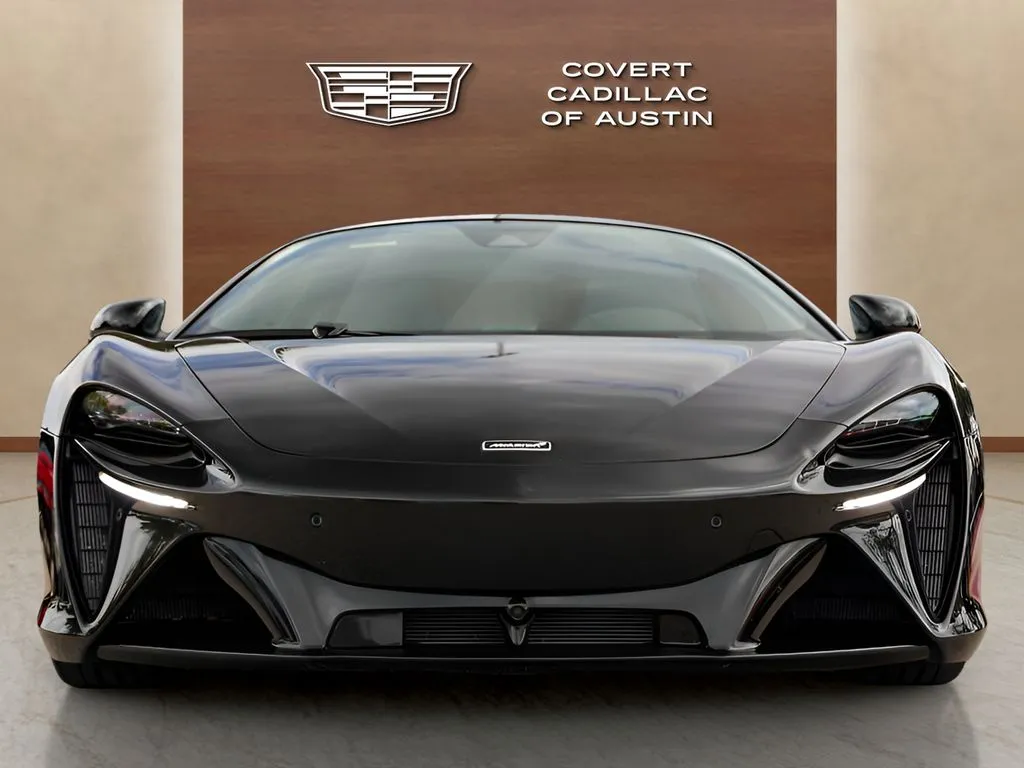 McLaren Artura photo 10