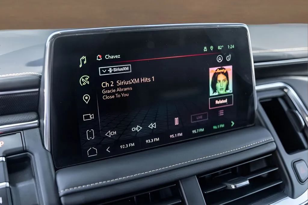 GMC Yukon photo 16