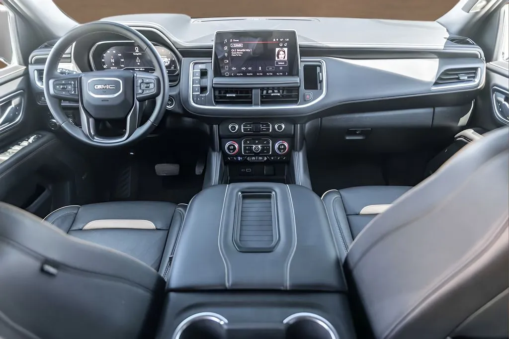 GMC Yukon photo 26