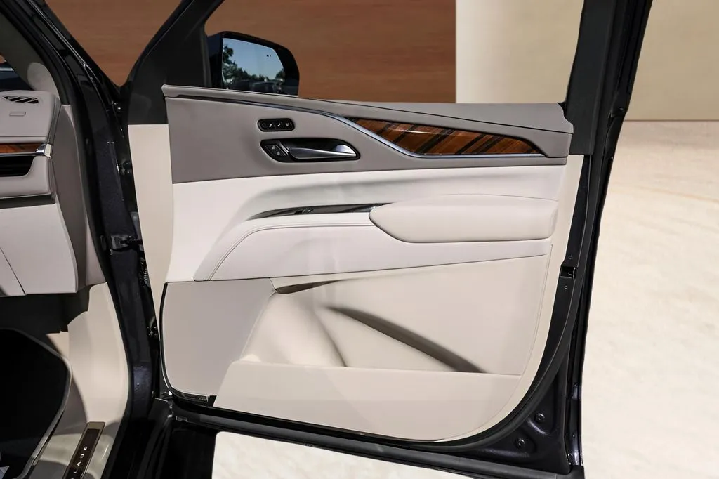 Cadillac Escalade photo 30