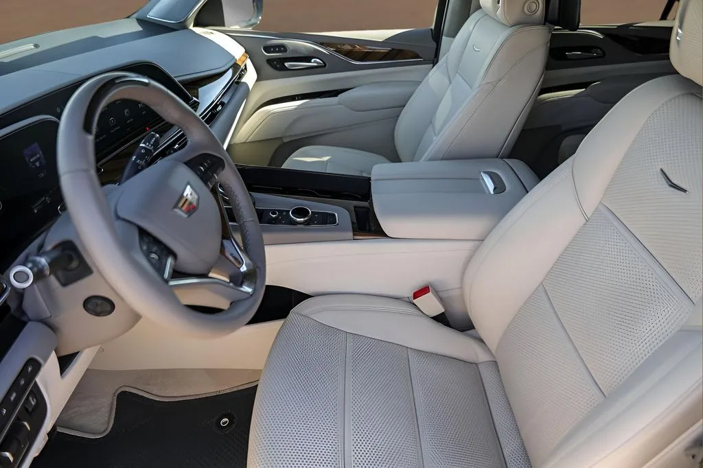 Cadillac Escalade photo 9