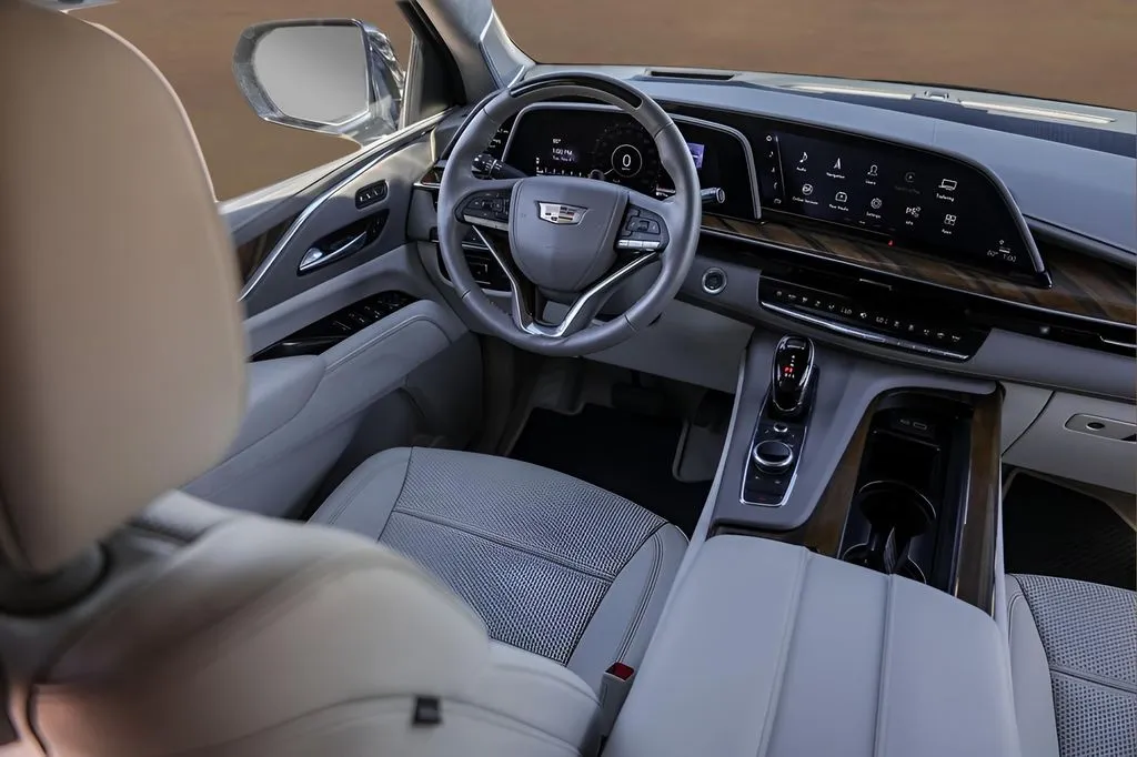 Cadillac Escalade photo 26