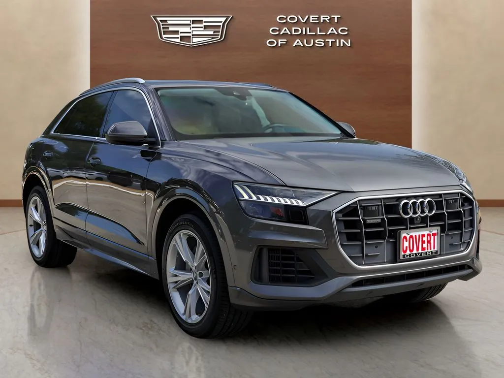 Audi Q8 photo 6