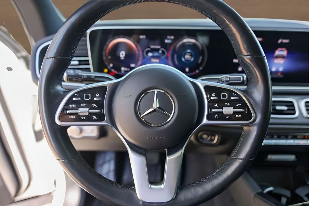 Mercedes-Benz GLE photo 12