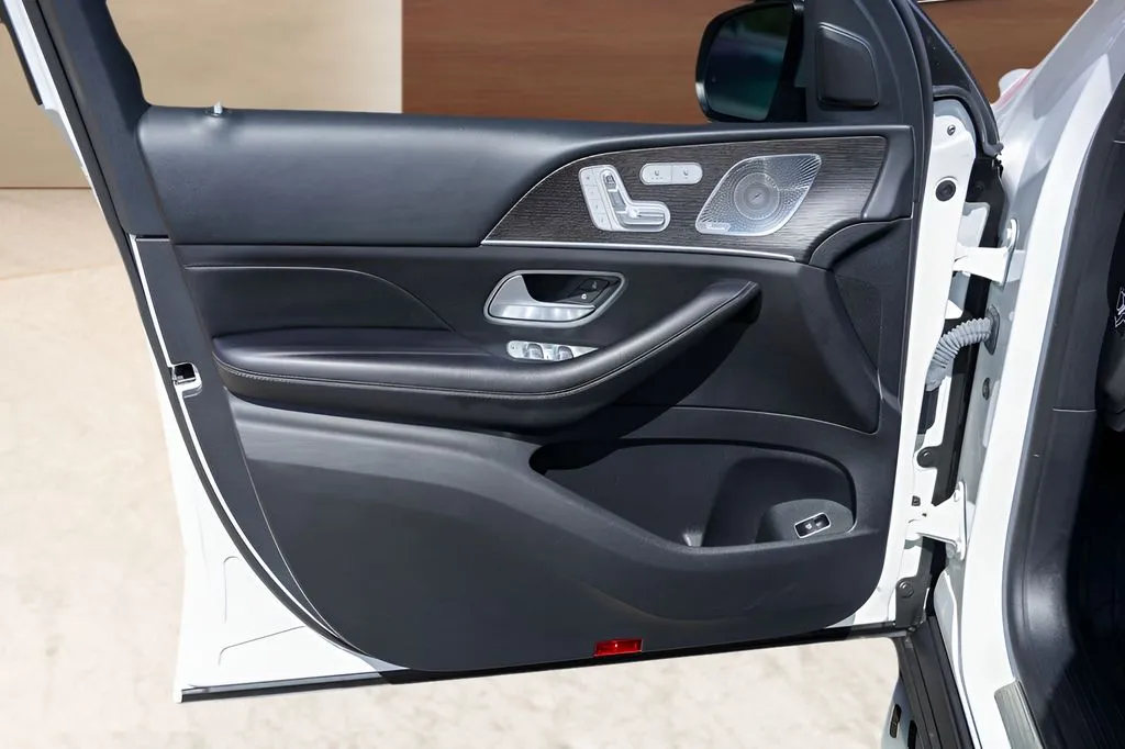 Mercedes-Benz GLE photo 25