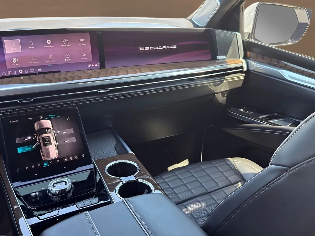 Cadillac Escalade photo 28