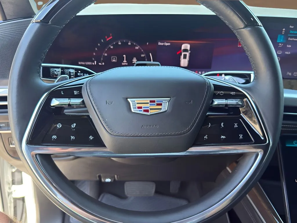 Cadillac Escalade photo 18