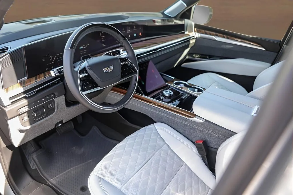 Cadillac Escalade photo 10