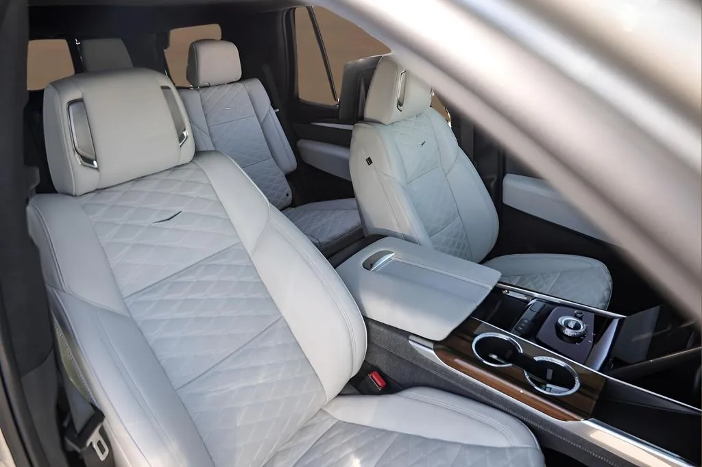 Cadillac Escalade photo 29