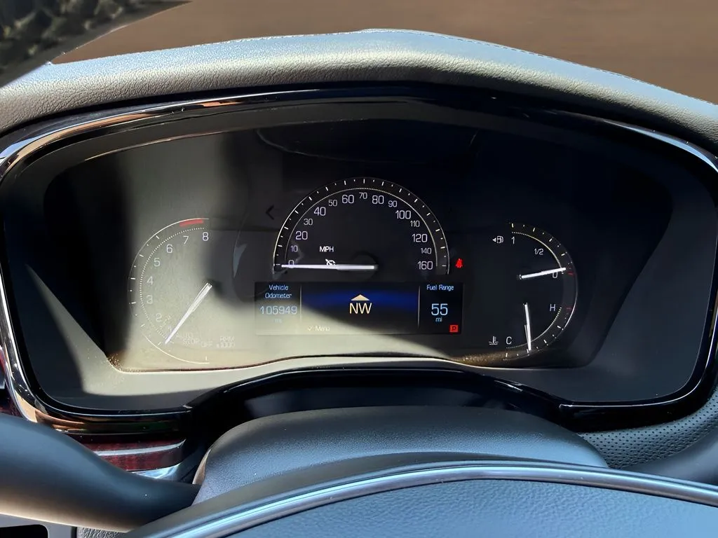 Cadillac XT5 photo 24