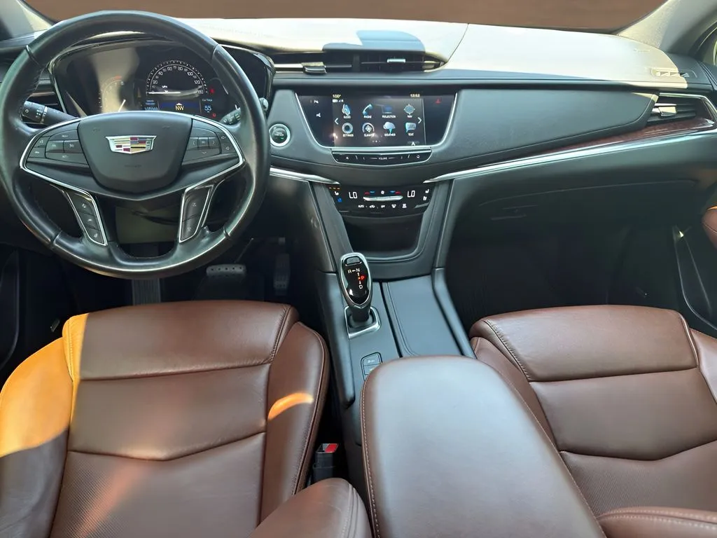 Cadillac XT5 photo 26