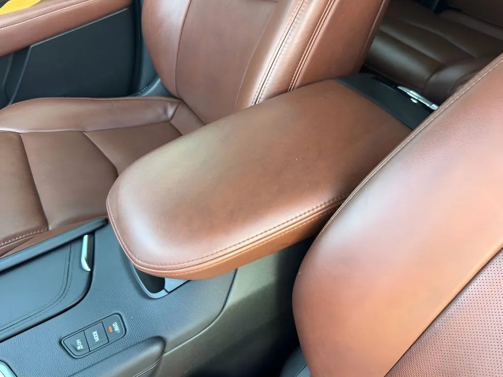 Cadillac XT5 photo 14