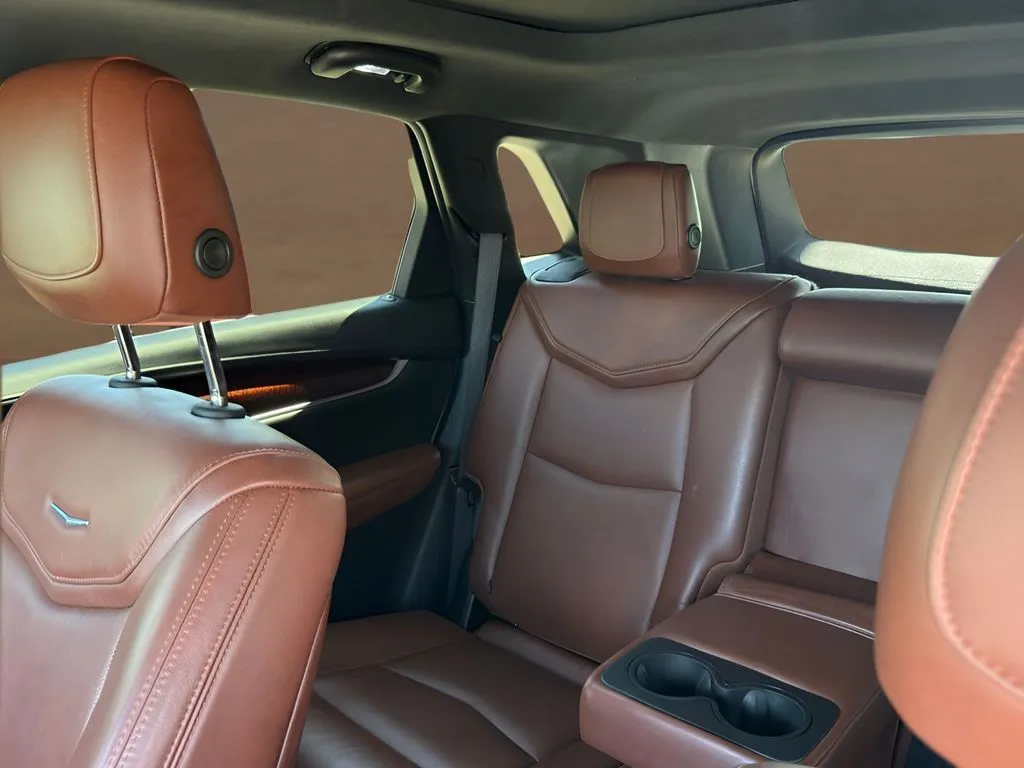 Cadillac XT5 photo 15