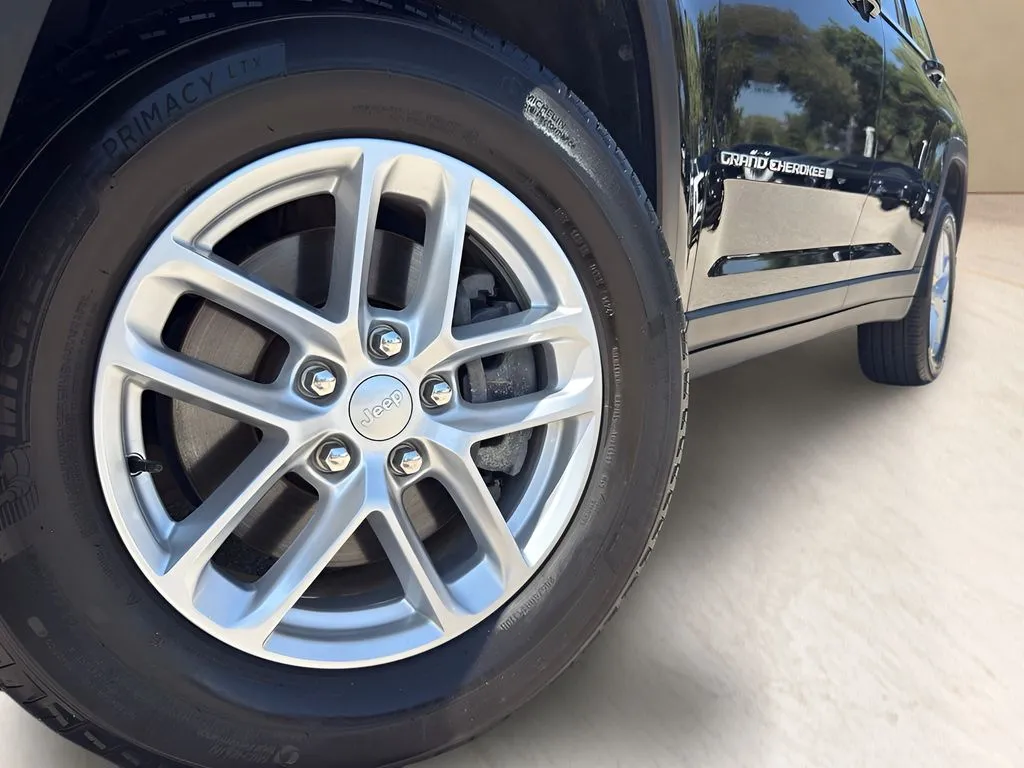 Jeep Grand Cherokee L photo 6
