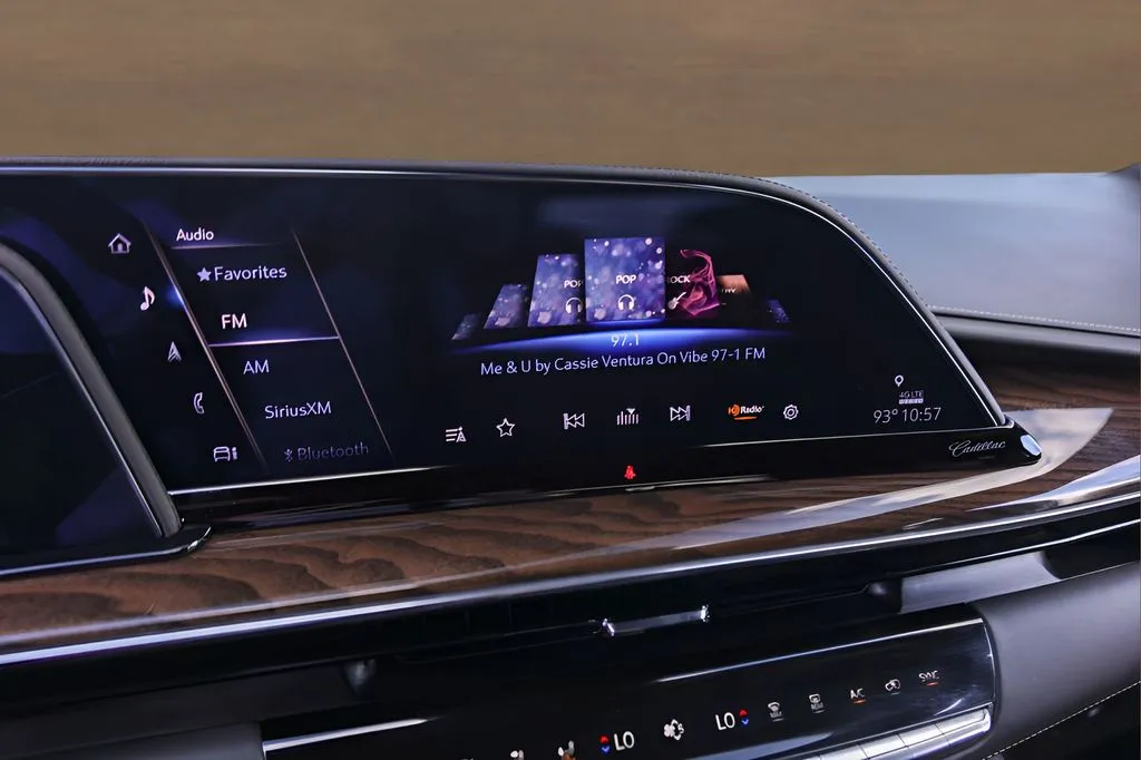 Cadillac Escalade photo 15