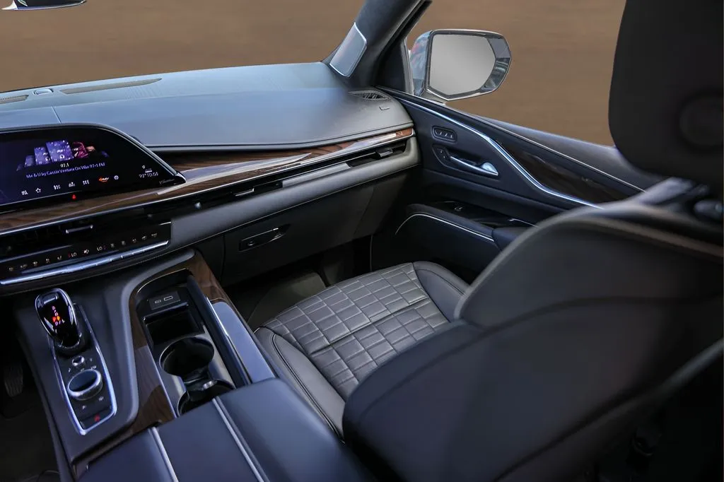 Cadillac Escalade photo 29