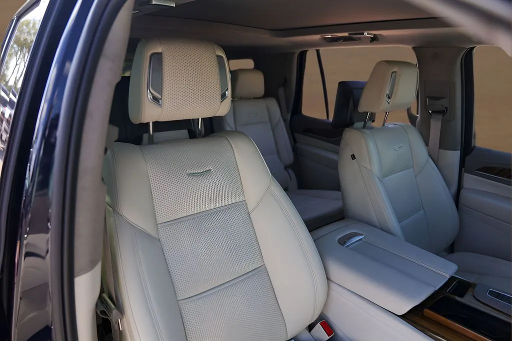 Cadillac Escalade photo 33