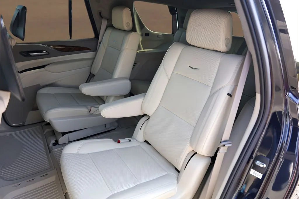 Cadillac Escalade photo 25