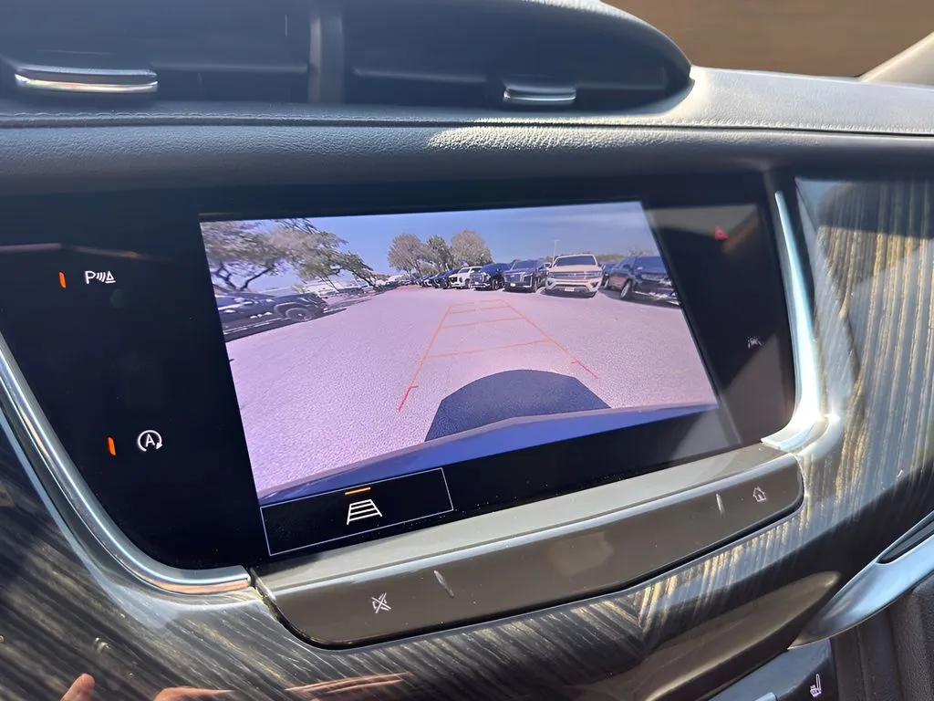 Cadillac XT6 photo 19