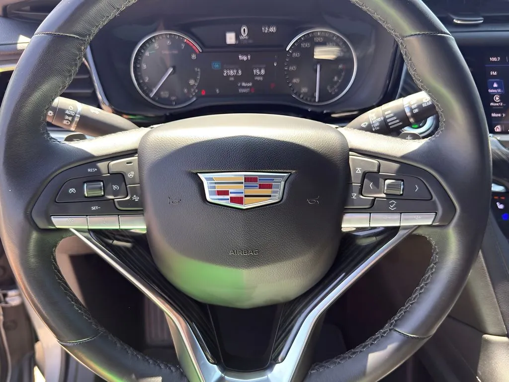 Cadillac XT6 photo 18