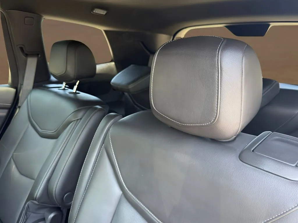 Cadillac XT6 photo 30
