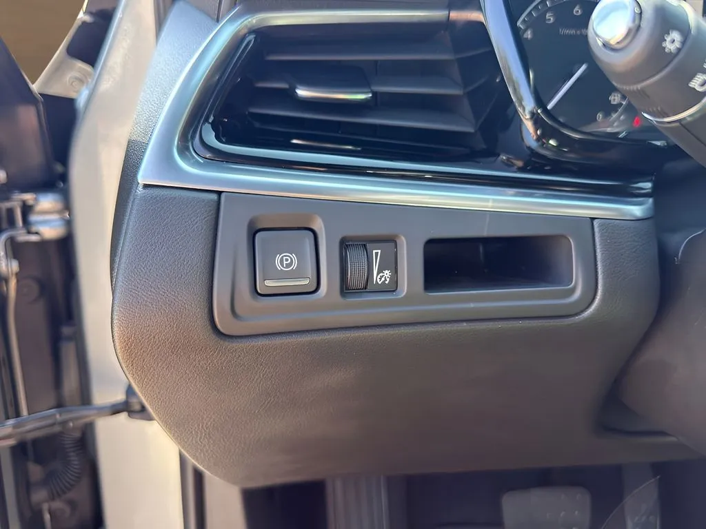 Cadillac XT6 photo 20