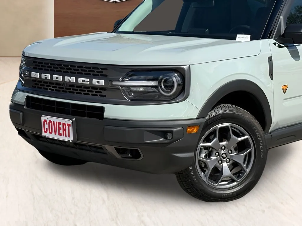 Ford Bronco Sport photo 2
