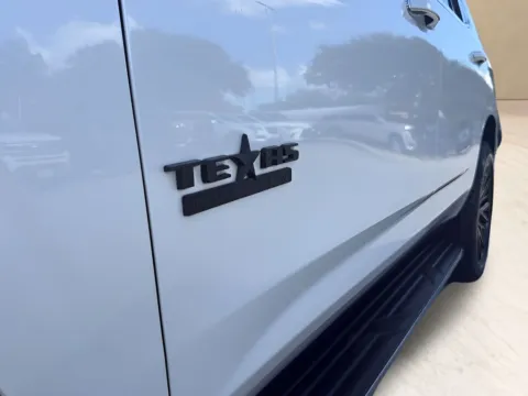 More photos of 2021 Chevrolet Tahoe Premier at Covert Cadillac, TX