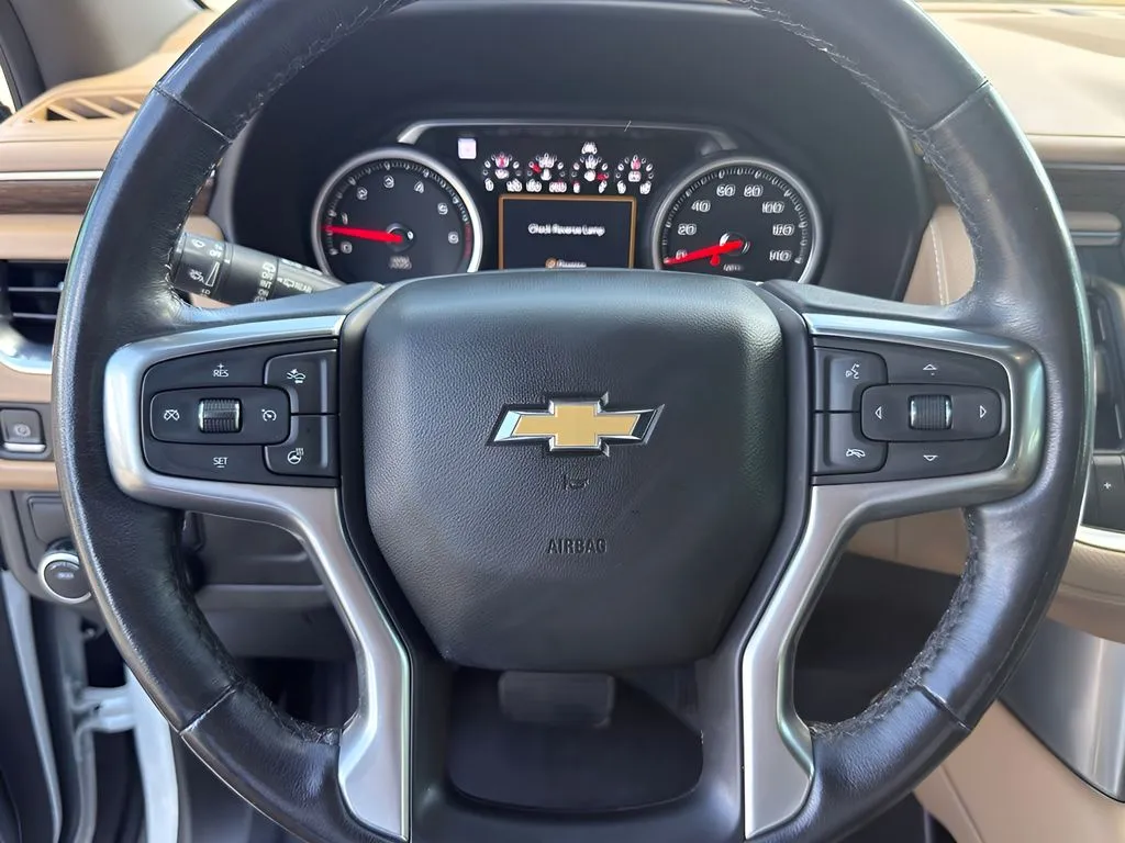 Chevrolet Tahoe photo 16