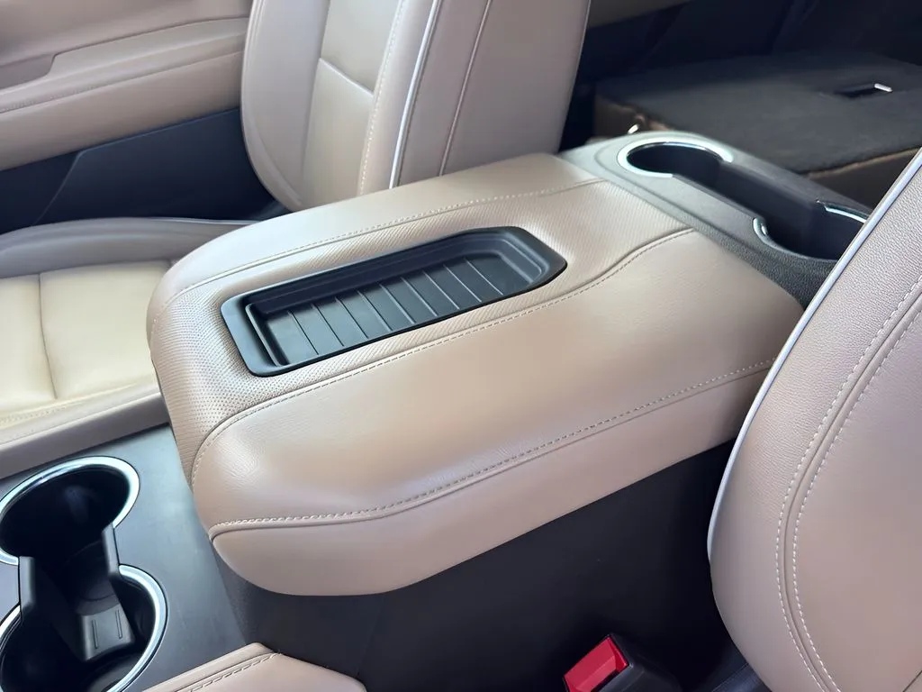 Chevrolet Tahoe photo 13