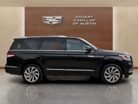 More photos of 2024 Lincoln Navigator Reserve at Covert Cadillac, TX