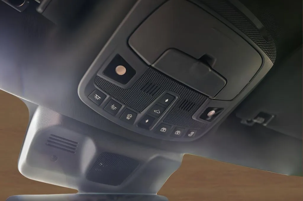 Lincoln Navigator photo 22
