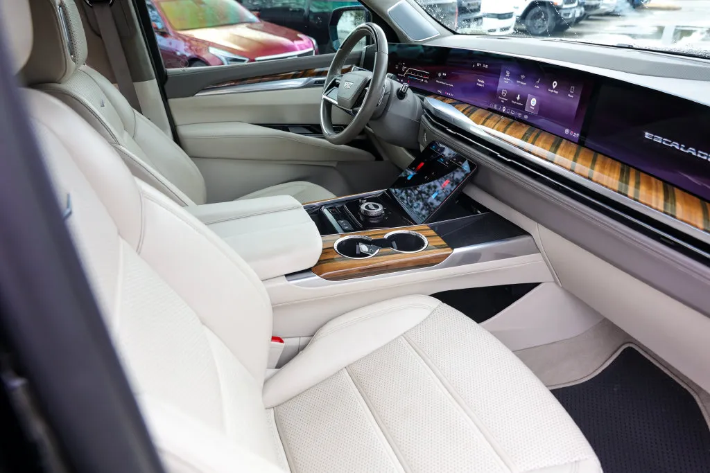 Cadillac Escalade photo 30