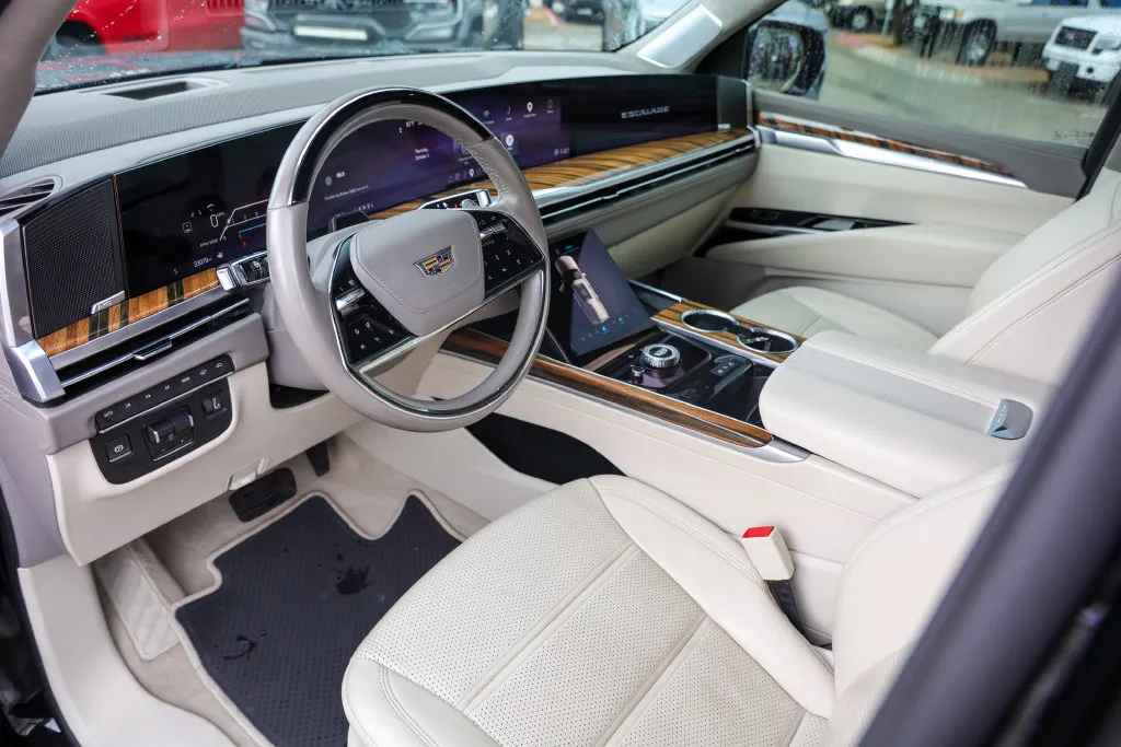 Cadillac Escalade photo 10
