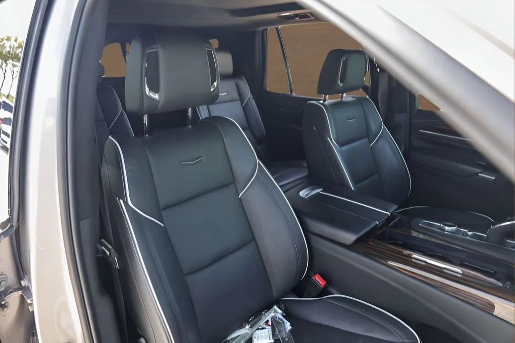 Cadillac Escalade photo 32