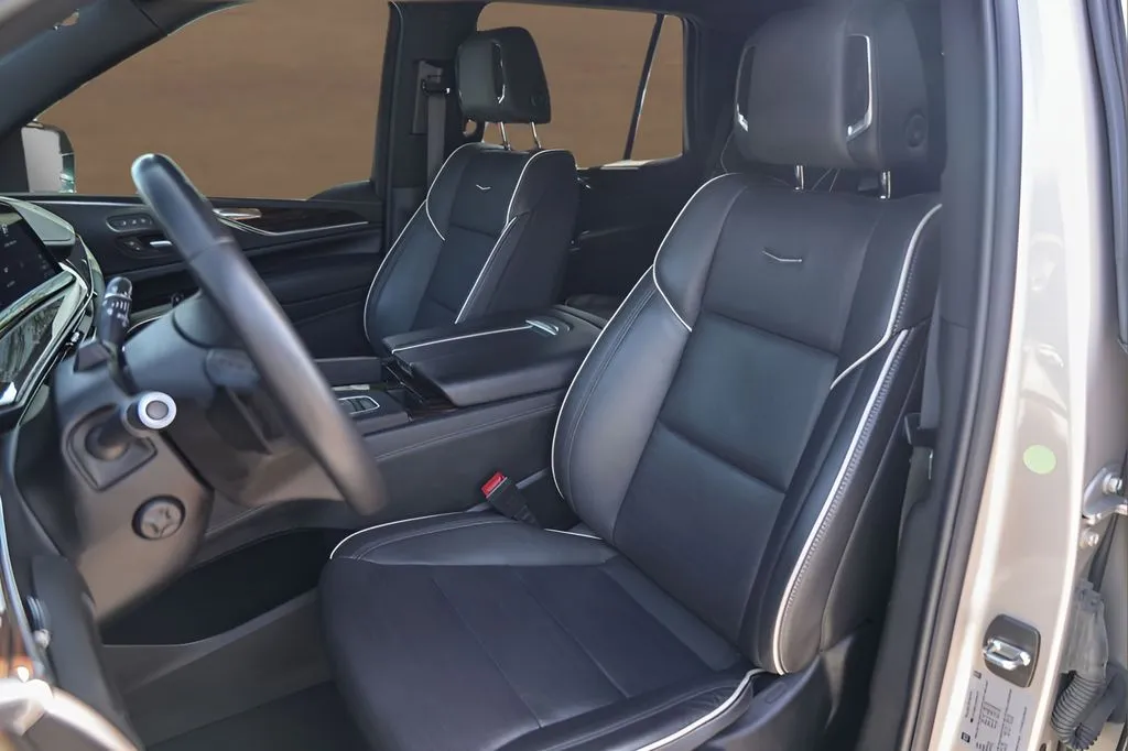 Cadillac Escalade photo 7