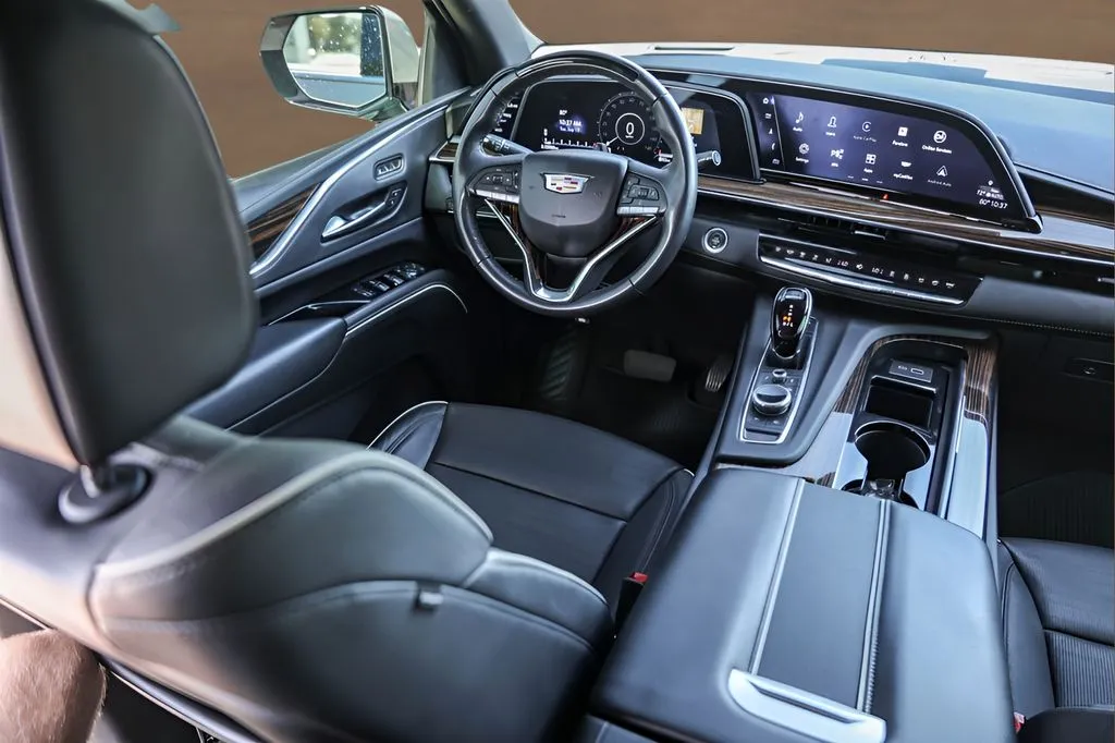 Cadillac Escalade photo 28