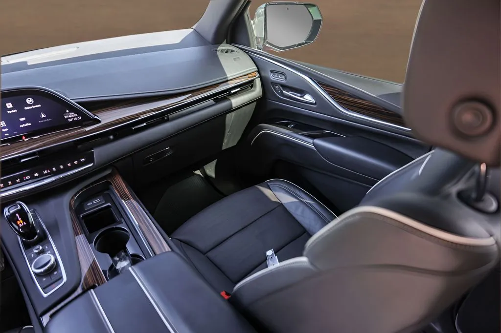 Cadillac Escalade photo 29