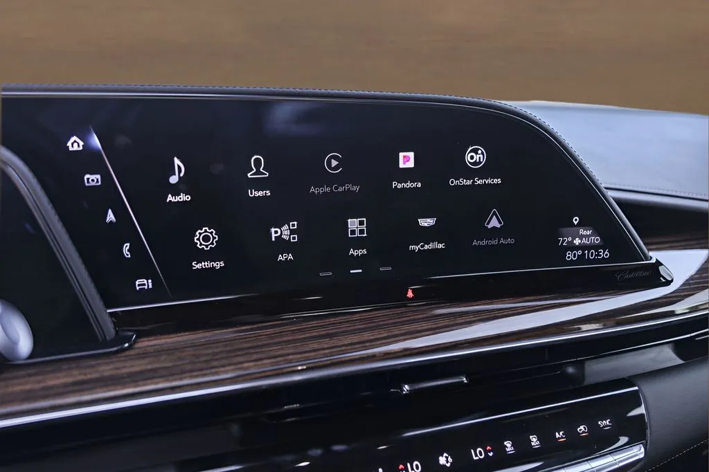 Cadillac Escalade photo 15